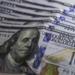 Dólar subiu 1,21% no último fechamento