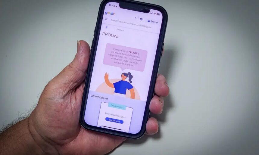 Prouni: Inscrições para 2° semestre começam nesta terça-feira (23)