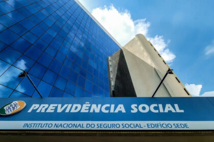 Servidores do INSS entram em greve pela valorização da carreira do seguro social