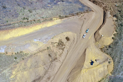 MPMG requer apreensão dos caminhões de minério da Empabra, na Serra do Curral