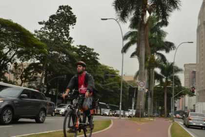 Ciclovias crescem 4% em um ano no país, “mas ainda faltam políticas que incentivem modal”