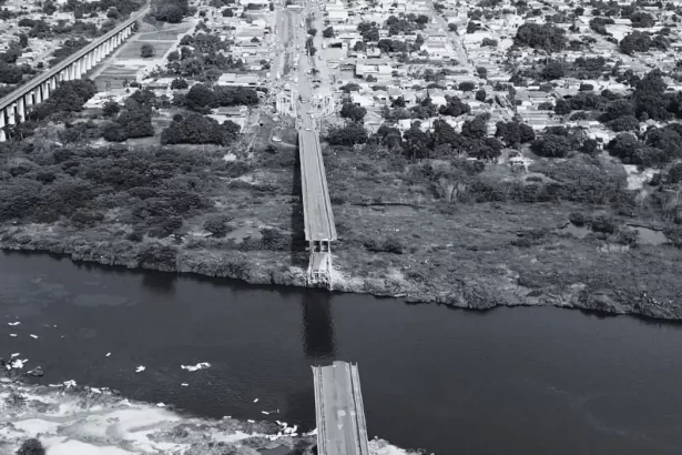 Estrutura da ponte entre Tocantins e Maranhão volta a se mover; Marinha interrompe trabalho com mergulhadores na área