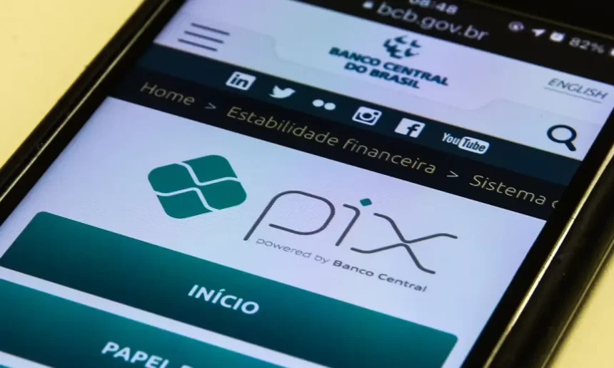 Pix reduz uso de notas como forma de pagamento