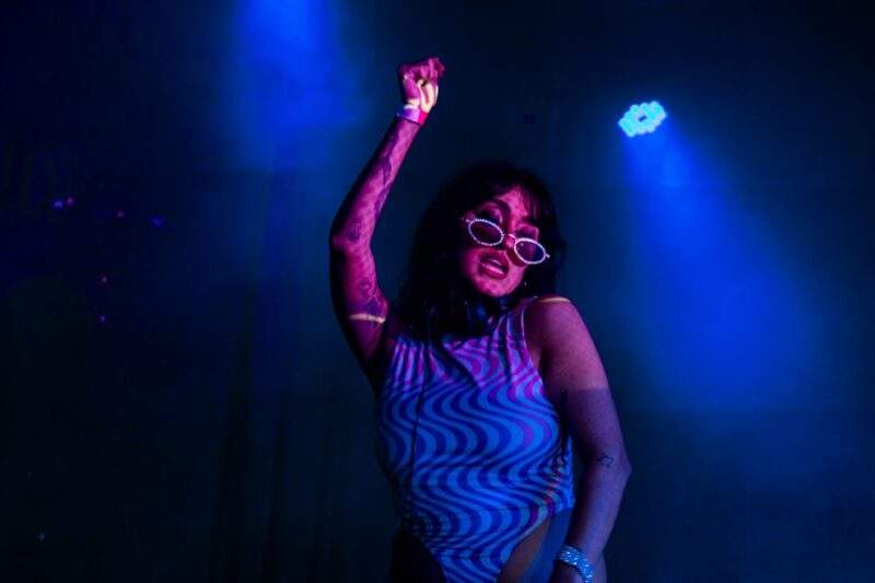 Festa latina Obsesión recebe DJ Baila Lua na próxima edição de carnaval