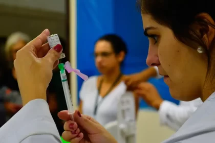 Piso da enfermagem: estados e municípios recebem mais de R$ 236 milhões, referentes a dezembro de 2024