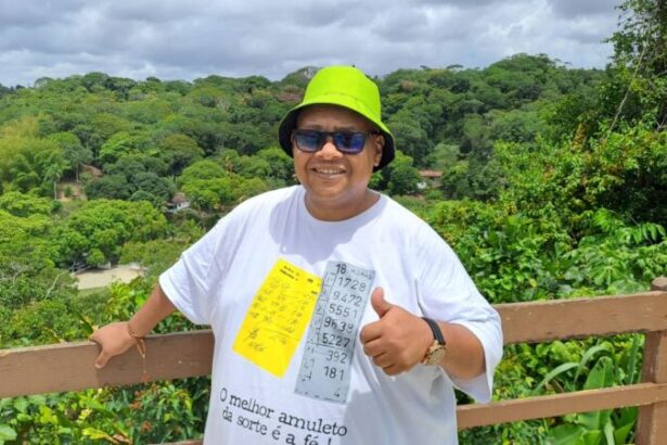 JJ Sambstar celebra 30 Anos de carreira com homenagem a Bezerra da Silva