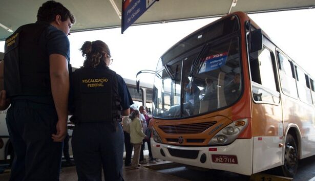 Aumento da passagem: tarifa do transporte semiurbano reajustada neste domingo 23