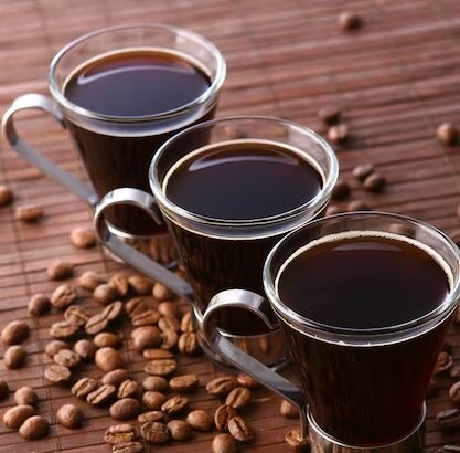 Café e açúcar começam a quinta-feira (19) com queda nos preços