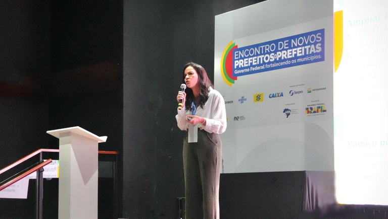 Encontro de prefeitos destaca papel das cidades intermediadoras no desenvolvimento regional