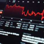 Ibovespa conclui último pregão acima dos 135 mil pontos