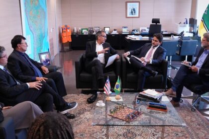 MIDR se compromete com reconstrução de canal em Codó (MA) após colapso na área central da cidade