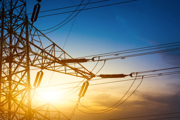 Conta de luz: consumidor do Paraná pode pagar R$ 156 a mais, por ano