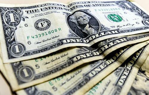 Dólar fecha último pregão em leve alta, cotado a R$ 5,66