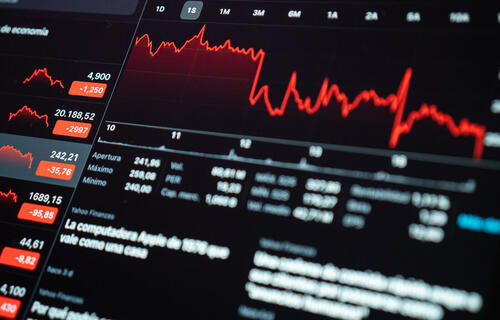 Ibovespa fecha estável, com leve alta de 0,02%