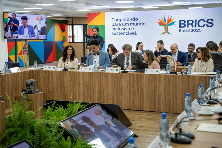 Segundo dia de BRICS tem alinhamento de ações conjuntas para enfrentar desastres climáticos