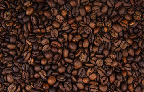 Café robusta recua 2,10%