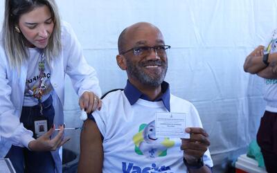 BRASÍLIA (DF): Vacina contra gripe disponível nas unidades de saúde da capital protege contra H1N1, H3N2 e tipo B