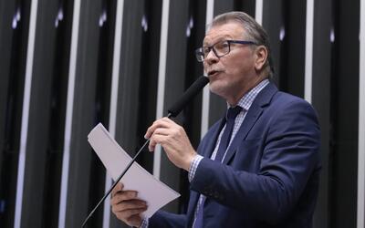 Câmara aprova uso de R$ 30 bilhões do Fundo Social para apoiar agricultores atingidos por calamidades