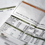 Conta de luz mais cara: ANEEL aciona bandeira vermelha 2 para o mês de agosto