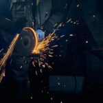 Indústria brasileira registra terceira queda seguida no faturamento e acende alerta para perda de fôlego em 2025