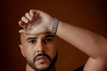 Dia do Ator: Rodrigo Tardelli, destaque em séries LGBTQIA+, fala sobre a força da arte e a importância da representatividade