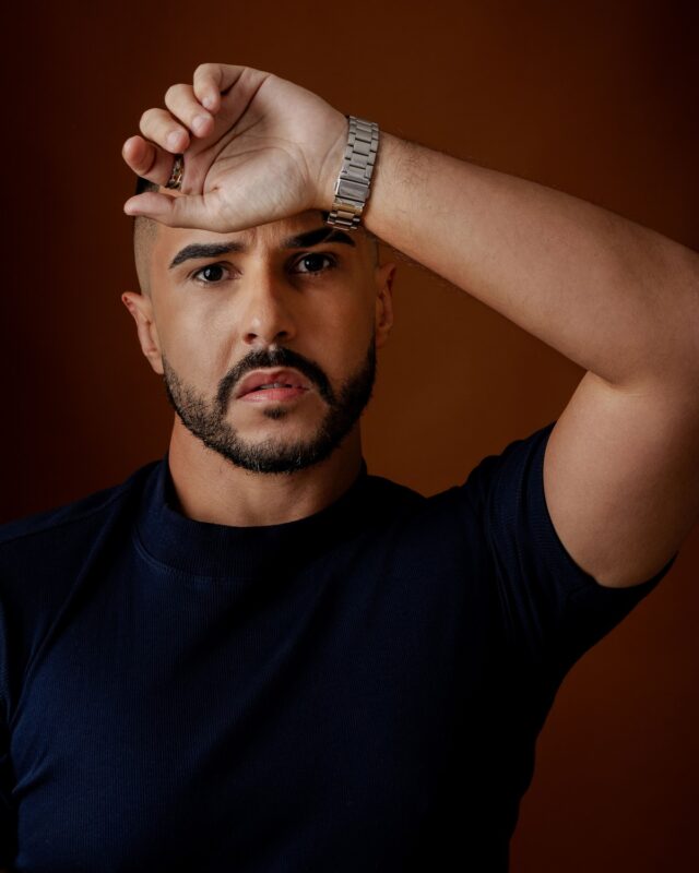 Dia do Ator: Rodrigo Tardelli, destaque em séries LGBTQIA+, fala sobre a força da arte e a importância da representatividade