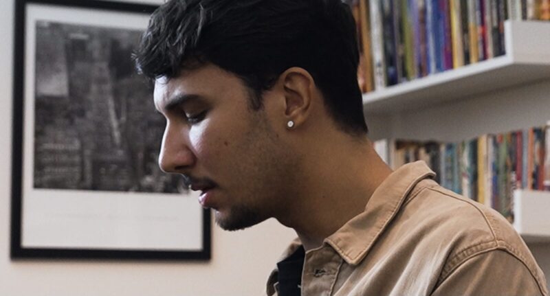 Relvas apresenta o intimista clipe de “Tua Voz”, single lançado em homenagem aos avós