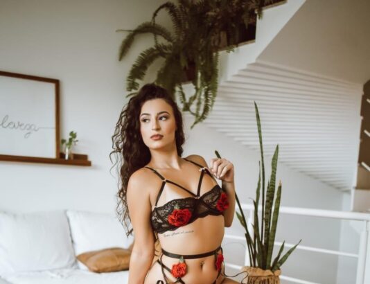 Conheça Emy Lara, a nova Pimentinha da Sexy “Vou entrar pra ser o destaque dessa temporada”