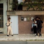 “Escuta Ativa”, protagonizado por Luísa Locher, aborda a deficiência auditiva com sensibilidade e empatia