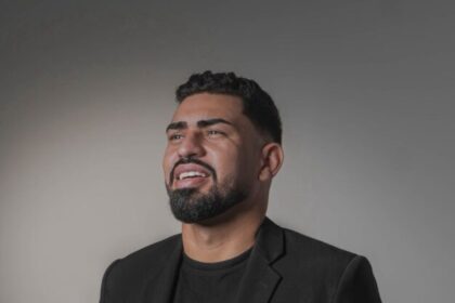 Cantor gospel Thiago Cosmo cumpre agenda no Grande Recife e interior de Pernambuco