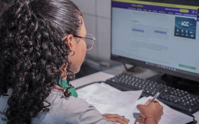 Internet chega a mais da metade das escolas públicas do Amazonas