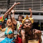 Carnaval deve movimentar entre R e R bilhões para o turismo em 2026