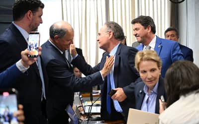 Senado aprova projeto de renegociação de dívidas rurais com financiamento do Fundo Social do Pré-Sal (27/04)