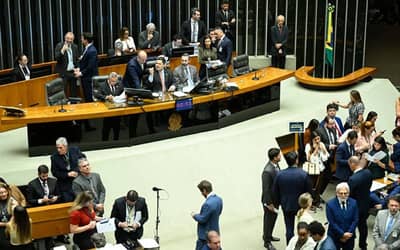 Congresso Nacional Restaura Medida que Permite Convenios com Prefeituras Inadimplentes (21/04)