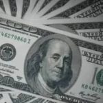 Dólar fecha em R$ 5,17 após divulgação do PCE (último pregão)
