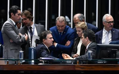 Senado aprova linha de crédito para renegociação de dívidas de produtores rurais (10/05)
