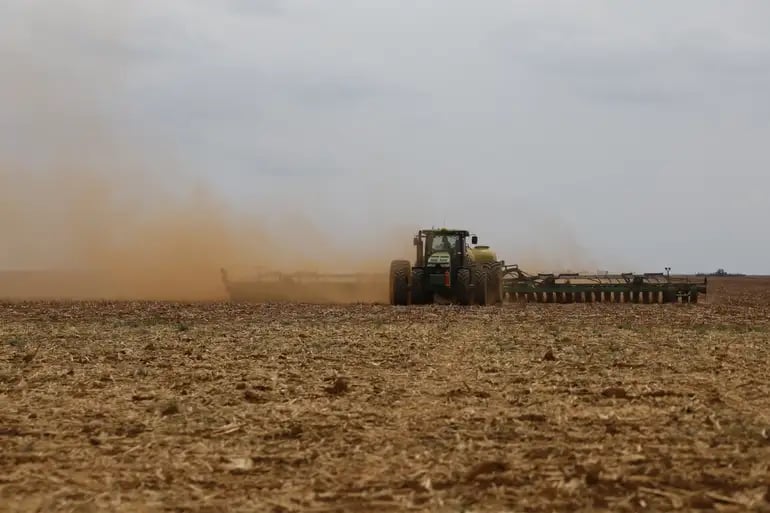 Governo Federal entrega R$ 30 milhões em equipamentos para mecanização do campo em Mato Grosso (terça-feira, 30 de junho)