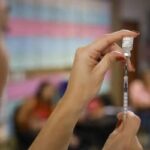 Brasil Inicia Distribuição de Vacina Pneumocócica Conjugada 20-Valente para Crianças e Grupos Prioritários (Segunda Quinzena de Junho)