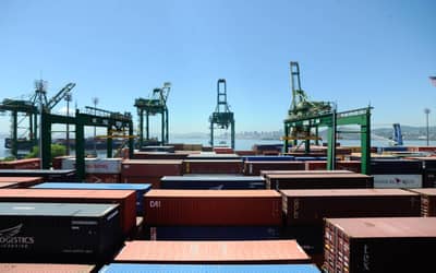 Estados Unidos impõe nova tarifa adicional de 12,5% sobre exportações brasileiras