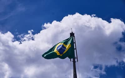 Governo Brasileiro Ameaça Acionar Lei da Reciprocidade Econômica em Resposta às Tarifas Norteamericanas (26/07)