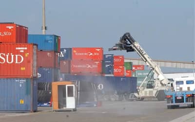 Tarifa adicional de 37,5% pode atingir 4.187 produtos brasileiros, diz CNI (esta semana)