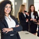 Bate-papo com Elas: webinar gratuito busca fortalecer liderança feminina na indústria