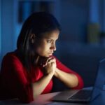Apostas online: mais do que diversão, estratégia de sobrevivência para mulheres brasileiras