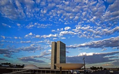 CNI alerta que redução de jornada de trabalho pode gerar custos bilionários e não deve ser debatida em período eleitoral