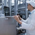Investimentos em tecnologia industrial avançam lentamente no Brasil (2025)