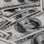 Dólar encerra quinta-feira em alta de 0,25%, cotado a R$ 5,19 (13)