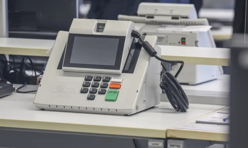 Justiça Eleitoral lança nova versão da página Fato ou Boato para 2026