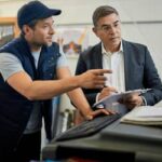 Confiança no setor de serviços cresce enquanto comércio recua em agosto (sexta-feira, 28)